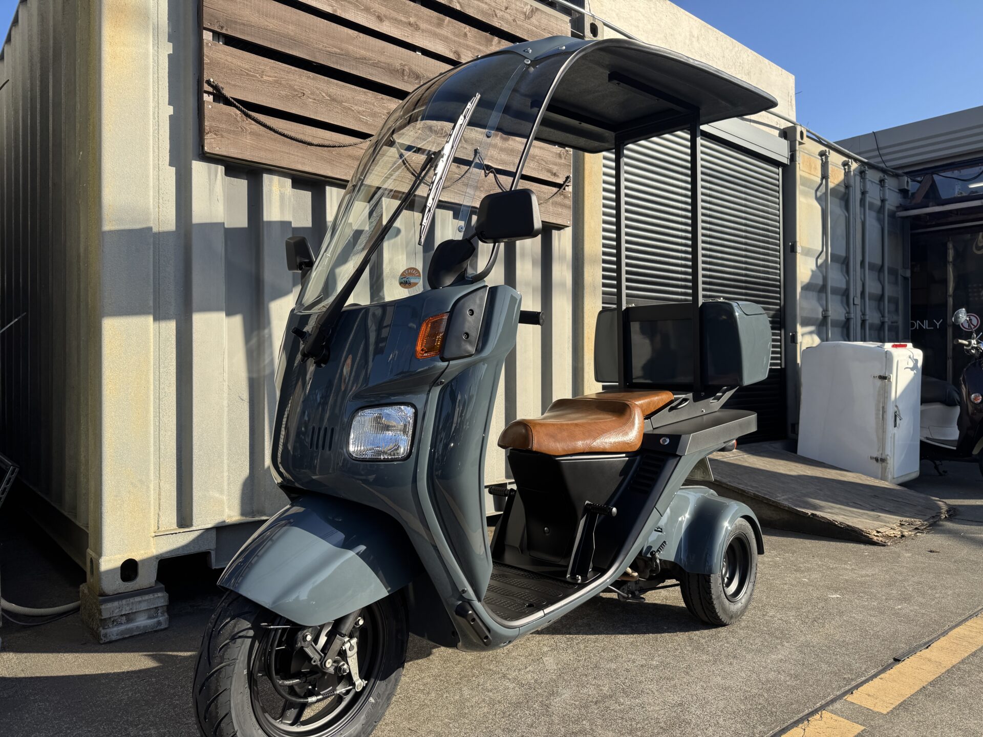 4stジャイロキャノピー・側車付軽二輪仕様