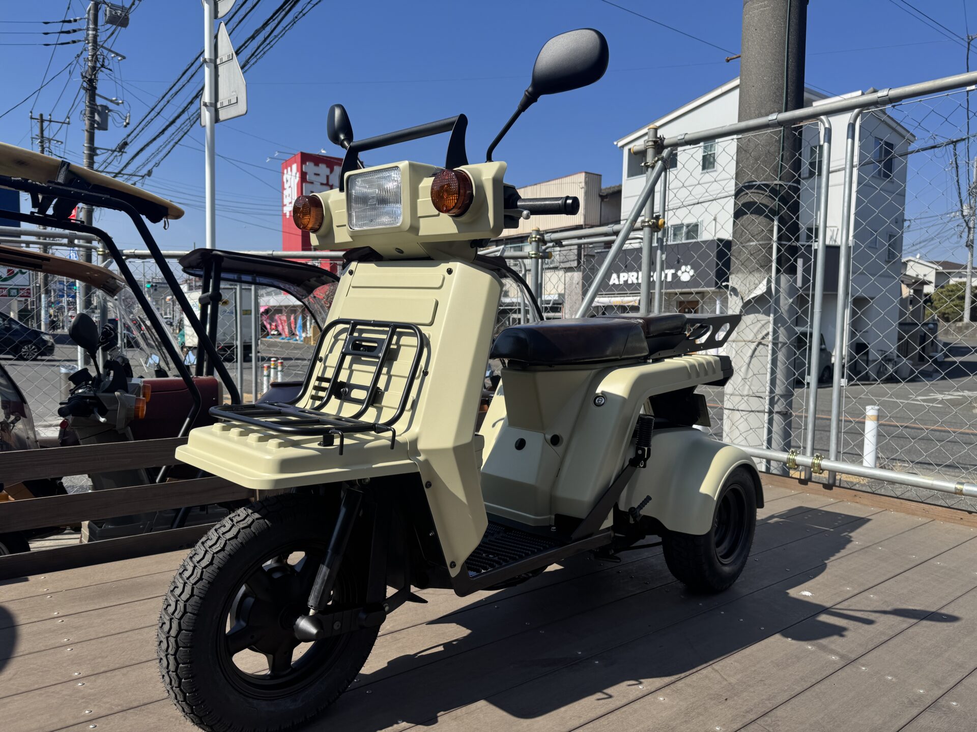 4stジャイロX・側車付軽二輪仕様
