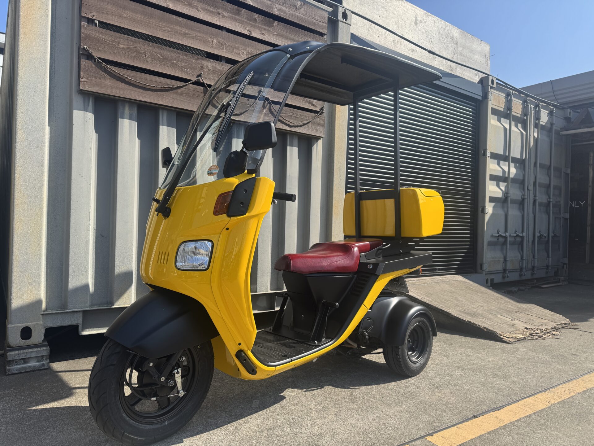 4stジャイロキャノピー・側車付軽二輪仕様