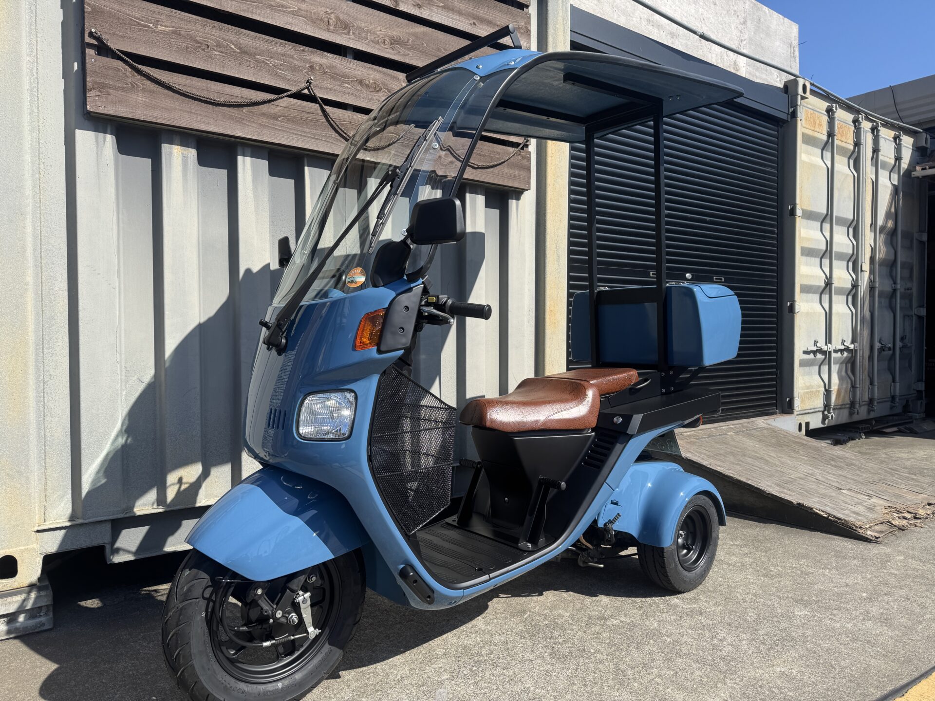 4stジャイロキャノピー・側車付軽二輪仕様
