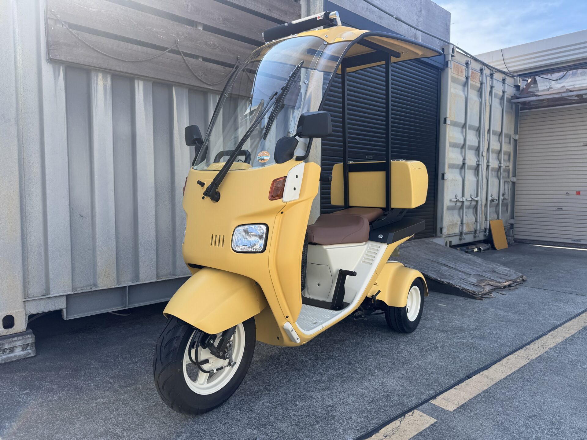 4stジャイロキャノピー・側車付軽二輪仕様