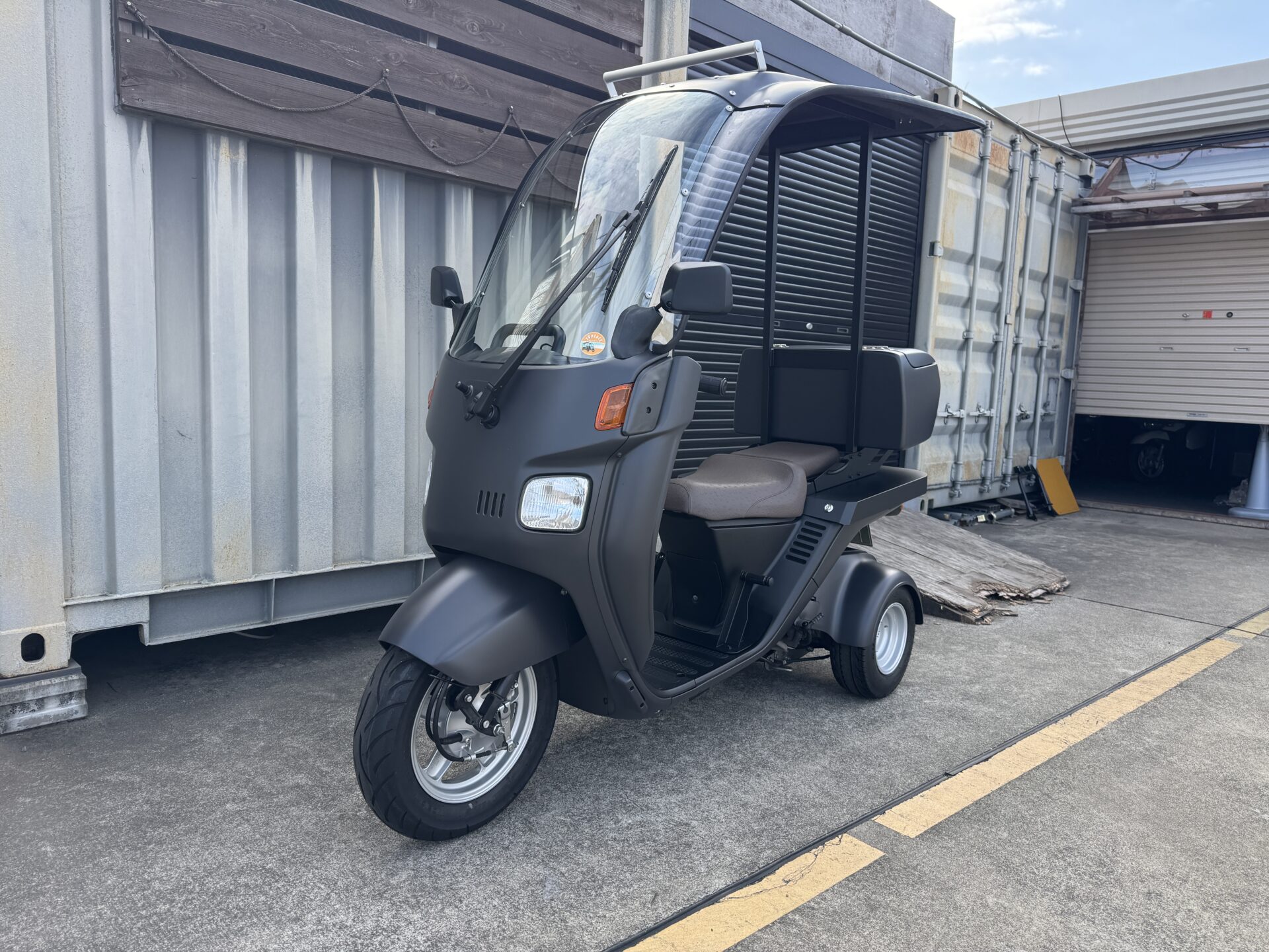 4stジャイロキャノピー・側車付軽二輪仕様