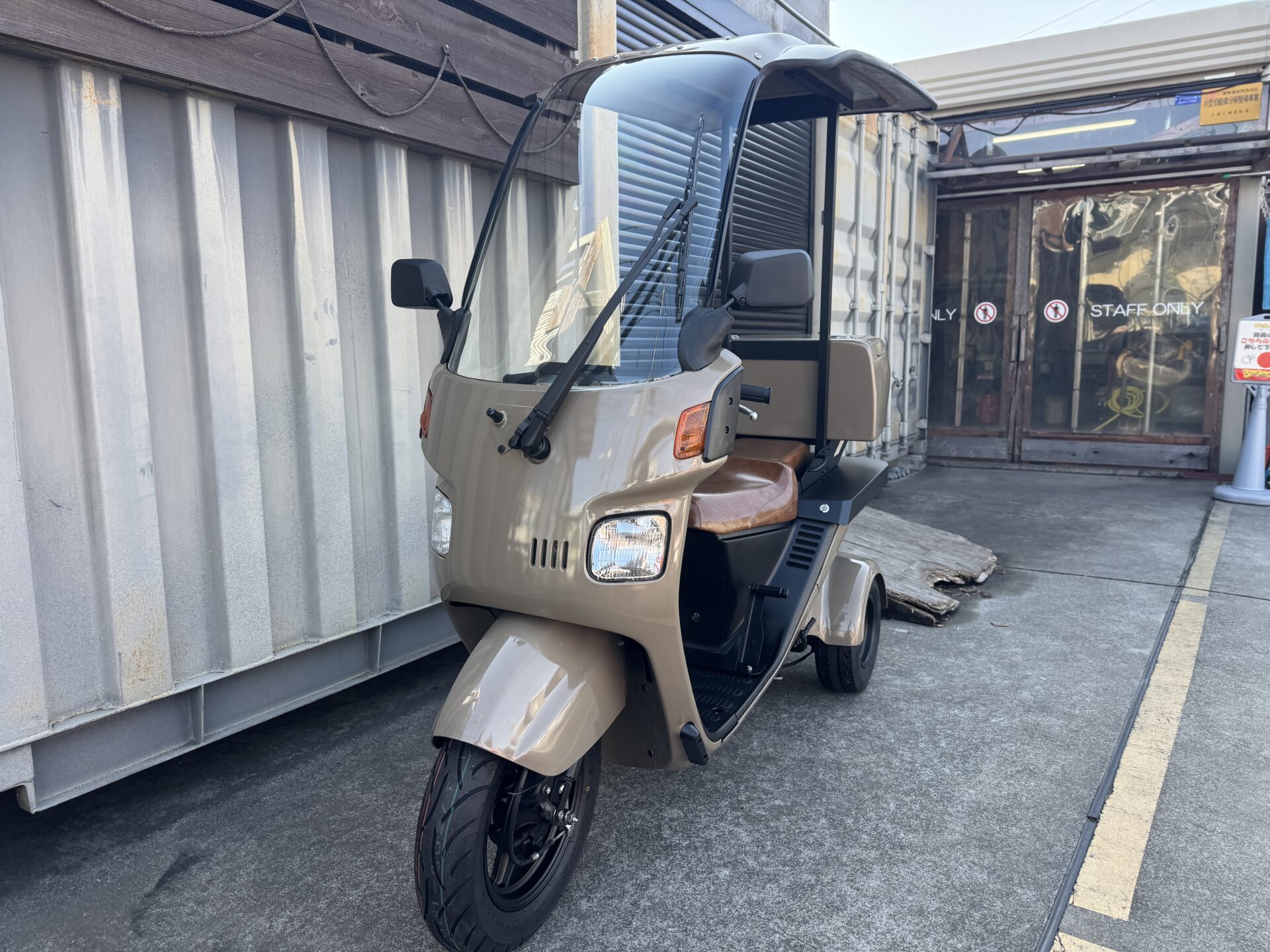 4stジャイロキャノピー・側車付軽二輪仕様　自社認定整備中古車　1年10,000km保証付き